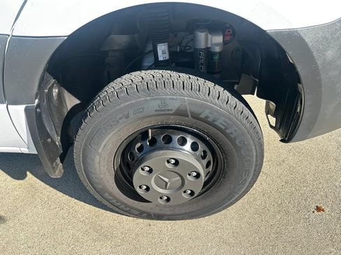 Used 2023 Mercedes-Benz Sprinter 3500 w/ Acoustic Package image 44