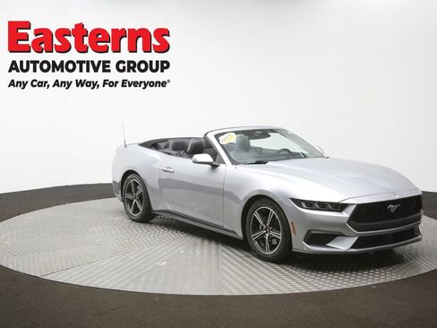 Used 2025 Ford Mustang Premium RWD image 46