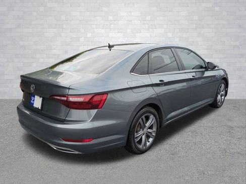 Used 2020 Volkswagen Jetta R-Line w/ R-Line Cold Weather Package FWD image 5