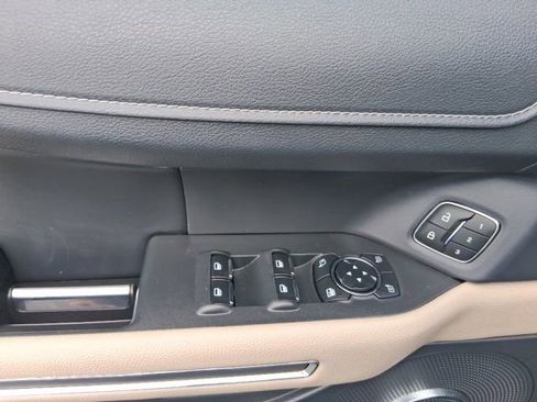 Used 2024 Ford Expedition Max XLT AWD/4WD image 18
