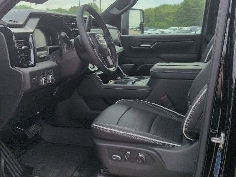 New 2026 GMC Sierra 2500 AT4X AWD/4WD image 7