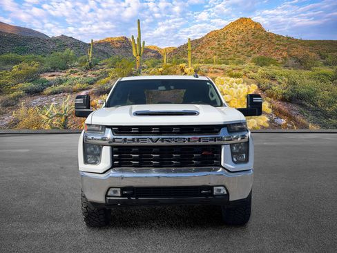 Used 2021 Chevrolet Silverado 3500 LT w/ Convenience Package AWD/4WD image 5