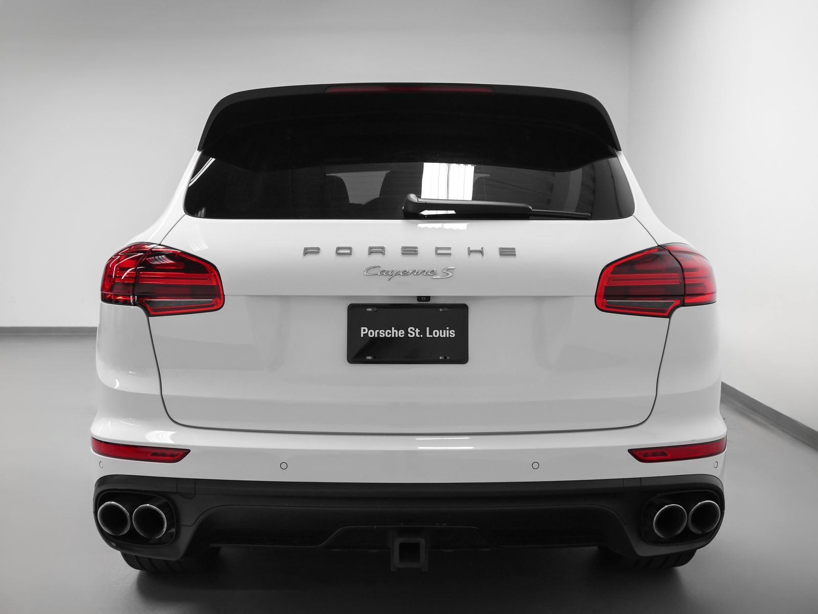 Used 2015 Porsche Cayenne S AWD/4WD image 11