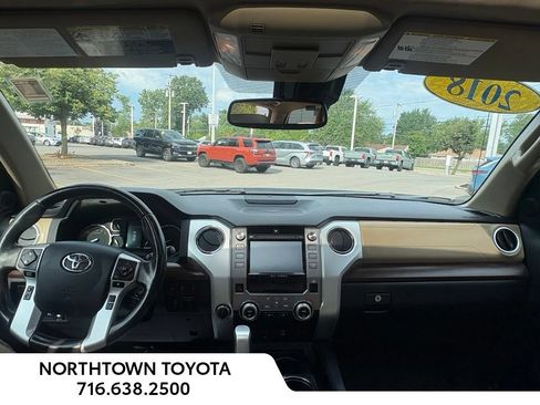 Used 2018 Toyota Tundra Limited w/ Limited Premium Package AWD/4WD image 18