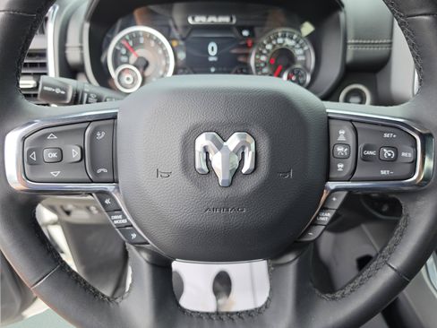 Used 2025 RAM 1500 Laramie AWD/4WD image 35