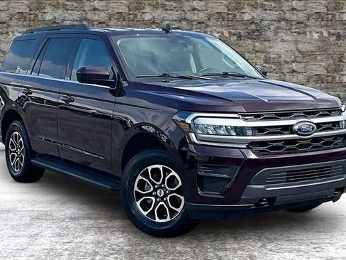 Used 2023 Ford Expedition XLT AWD/4WD image 1