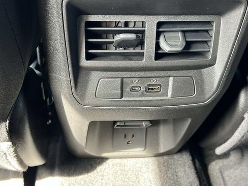 New 2026 GMC Canyon Elevation w/ Convenience Package image 12