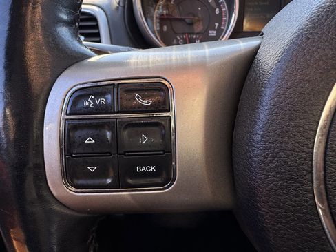 Used 2013 Jeep Grand Cherokee Overland image 67