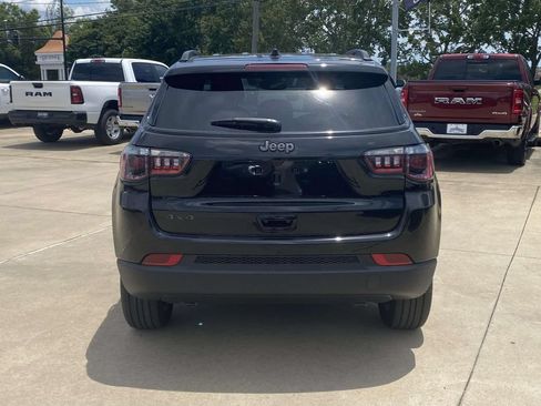 New 2026 Jeep Compass Latitude AWD/4WD image 36