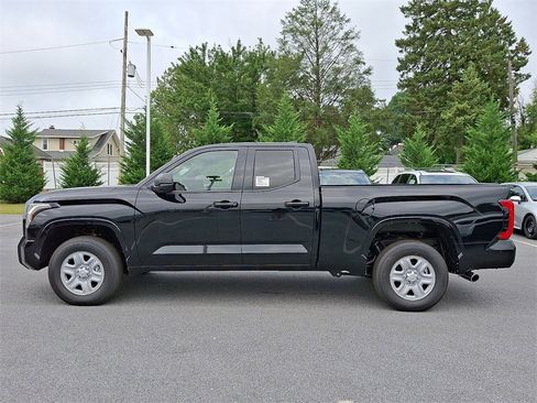 New 2025 Toyota Tundra SR image 2