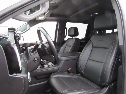 Used 2023 GMC Sierra 1500 Denali w/ Denali Reserve Package image 16