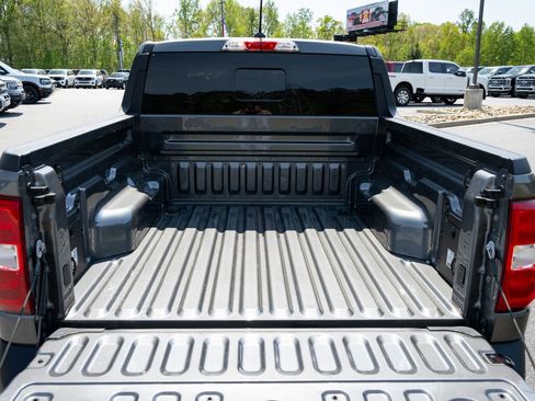 Used 2022 Ford Maverick Lariat w/ Equipment Group 500A Standard AWD/4WD image 9