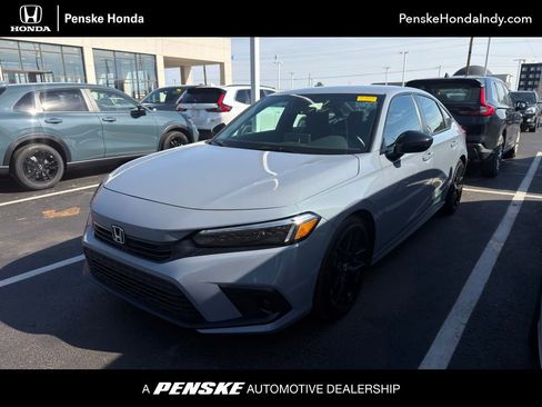 Used 2024 Honda Civic Sport image 1