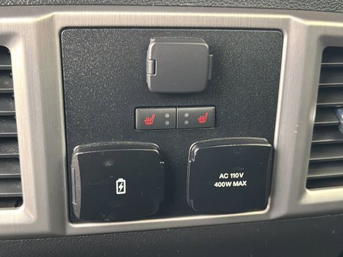 Used 2021 Ford F250 Platinum image 24