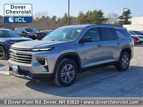 New 2026 Chevrolet Traverse LT w/ Driver Confidence Package image 1