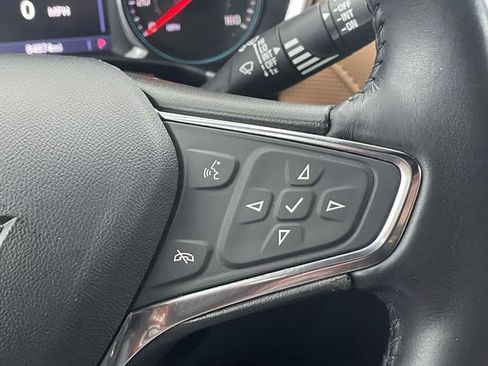 Used 2020 Chevrolet Equinox Premier image 21