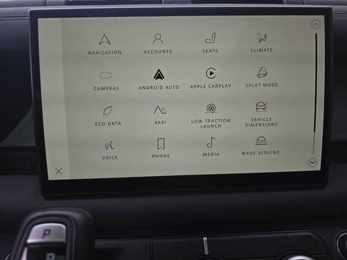 Certified 2024 Land Rover Defender 130 X-Dynamic SE image 25