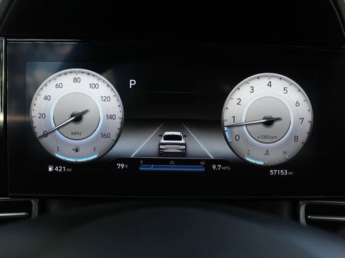Used 2023 Hyundai Elantra SEL w/ Convenience Package FWD image 17