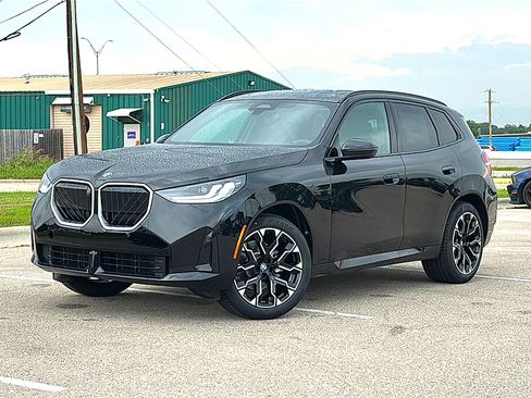 New 2026 BMW X3 xDrive30i w/ Premium Package AWD/4WD image 2