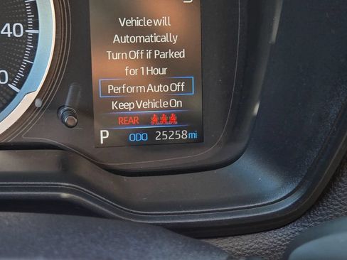 Used 2022 Toyota Corolla Cross LE AWD/4WD image 24