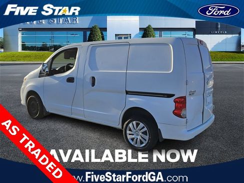 Used 2015 Nissan NV200 SV w/ Technology Package image 5