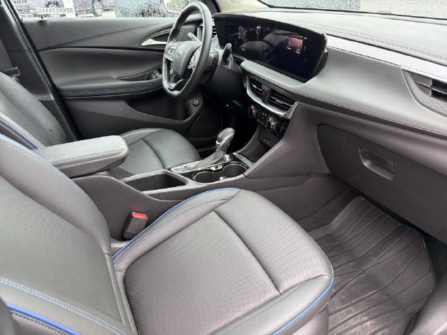 Used 2026 Buick Encore GX Sport Touring w/ Comfort Package FWD image 24