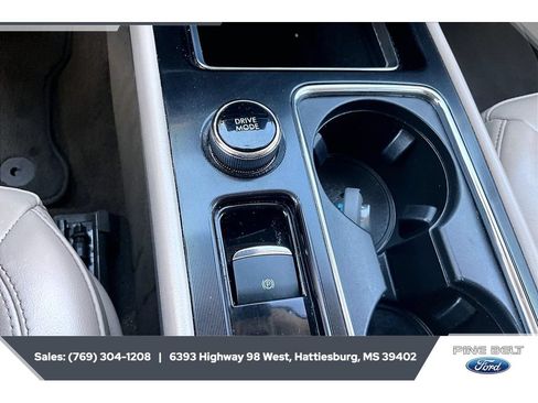 Used 2022 Lincoln Corsair FWD image 21