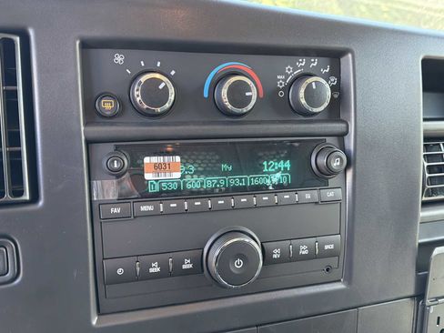 New 2025 GMC Savana 2500 w/ Driver Convenience Package image 26