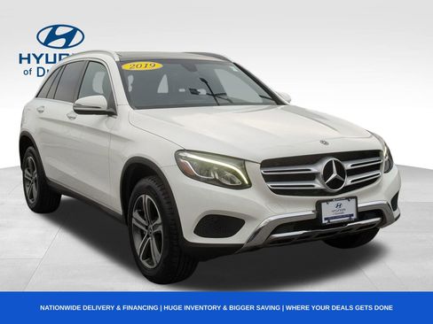 Used 2019 Mercedes-Benz GLC 300 GLC 300 w/ Premium Package image 10