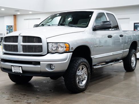 Used 2004 Dodge Ram 2500 Truck SLT w/ Sport Appearance Group image 1