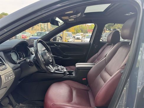Used 2023 MAZDA CX-9 Carbon Edition image 16