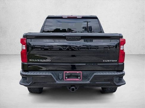 Used 2022 Chevrolet Silverado 1500 Custom RWD image 6