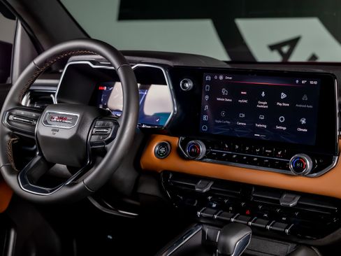 Used 2026 GMC Canyon AT4 w/ Nightfall Essentials Package image 27