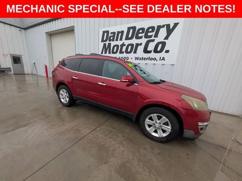Used 2014 Chevrolet Traverse LT w/ LPO, 'HIT The Road' Package image 31