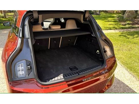 Used 2022 BMW iX xDrive50 w/ Premium Package image 5