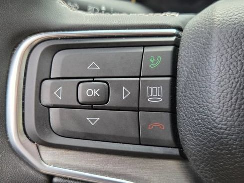 Used 2024 Jeep Wagoneer Series II AWD/4WD image 33