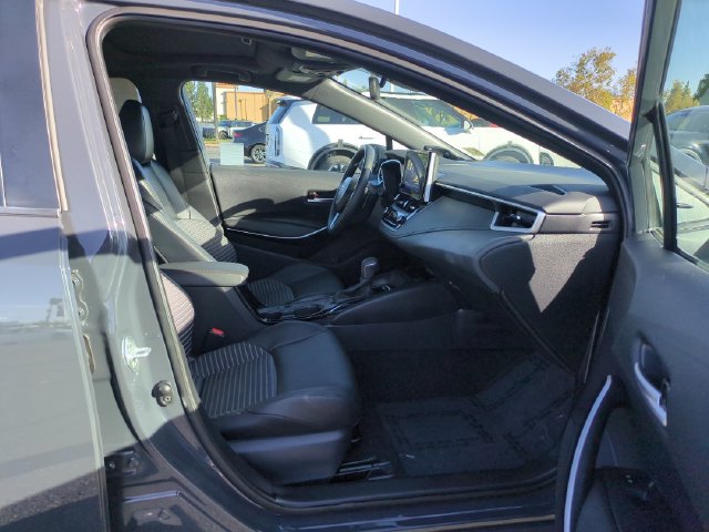 Used 2024 Toyota Corolla XSE FWD image 30
