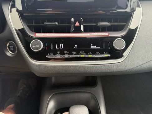 Used 2026 Toyota Corolla SE FWD image 27