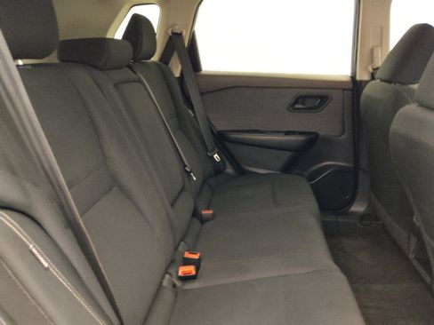 Used 2023 Nissan Rogue S AWD/4WD image 19