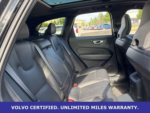 Certified 2024 Volvo XC60 T8 Ultimate w/ Protection Package Premier image 11