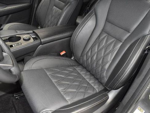 Certified 2026 Nissan Rogue Platinum w/ Platinum Premium Package AWD/4WD image 14