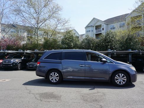 Used 2016 Honda Odyssey EX-L image 3