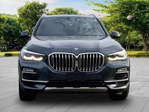 Used 2019 BMW X5 xDrive40i w/ Premium Package 2 AWD/4WD image 2