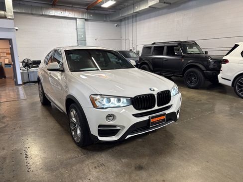 Used 2018 BMW X4 xDrive28i image 3