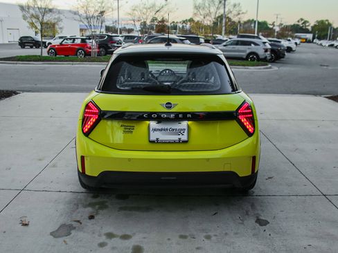 Used 2025 MINI Cooper S image 9