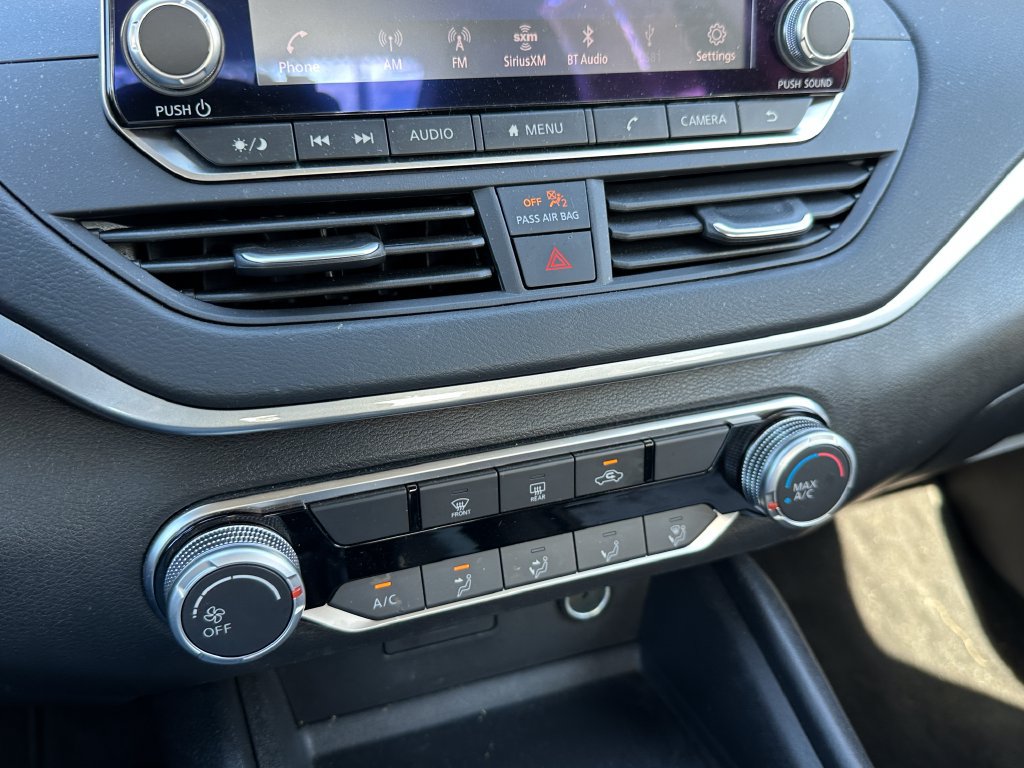 Used 2025 Nissan Altima 2.5 S FWD image 27