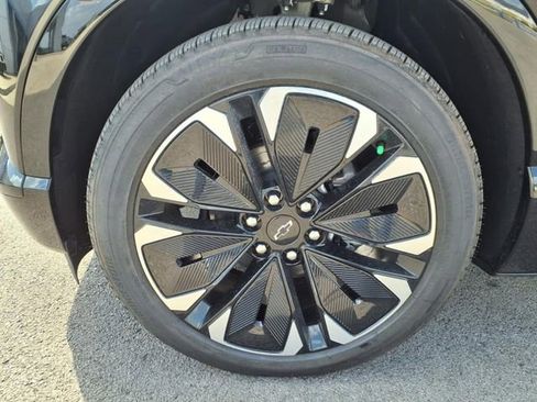 New 2025 Chevrolet Blazer EV RS image 10