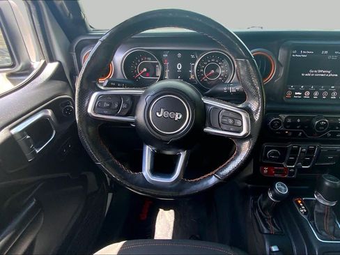 Used 2021 Jeep Gladiator Mojave AWD/4WD image 6