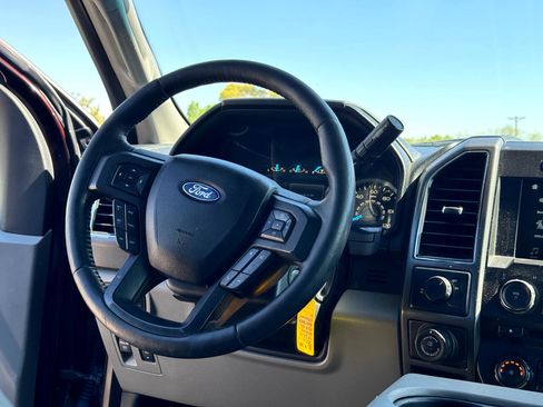 Used 2018 Ford F150 XLT w/ Equipment Group 302A Luxury image 29