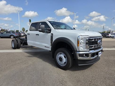 New 2026 Ford F550 4x4 Crew Cab image 10